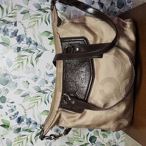 Coach Ashley Dotted Shoulder Handbag Purse W/Stitched Logo & Detachable …